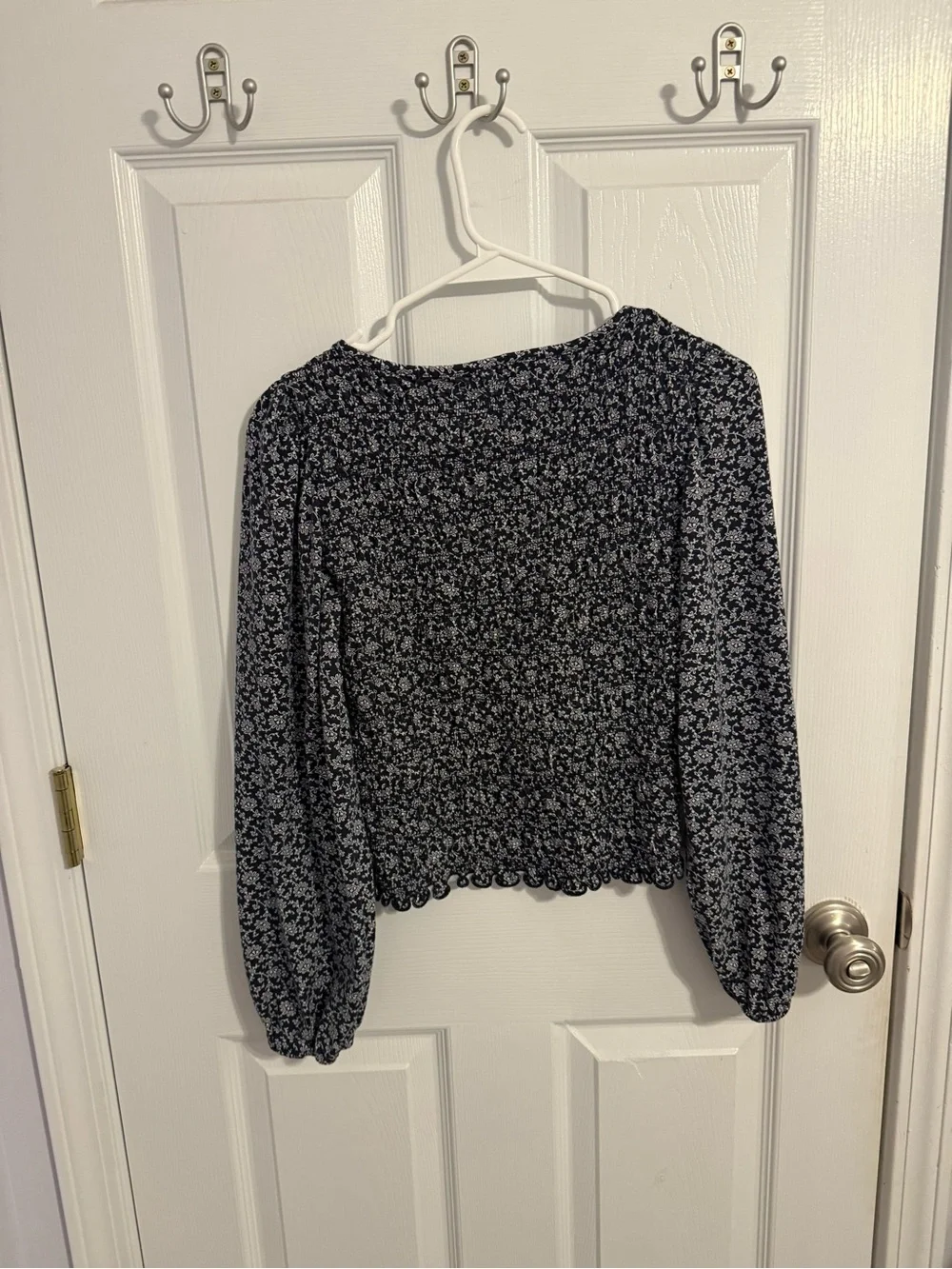 Madewell Navy Floral Long-Sleeve Smocked Top - Size Medium